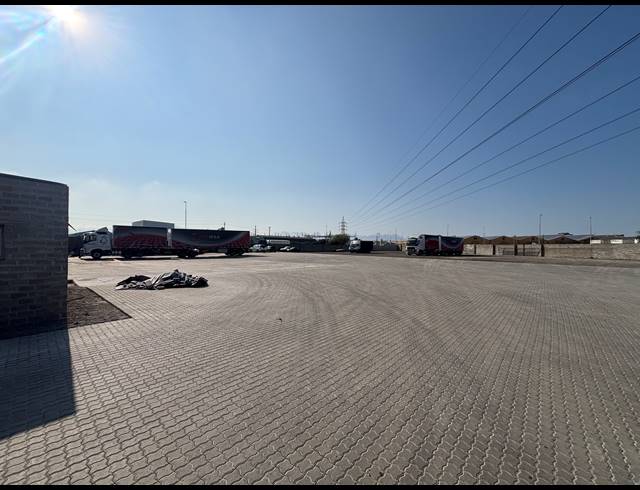4,100M² INDUSTRIAL YARD TO LET IN BLACKHEATH INDUSTRIAL